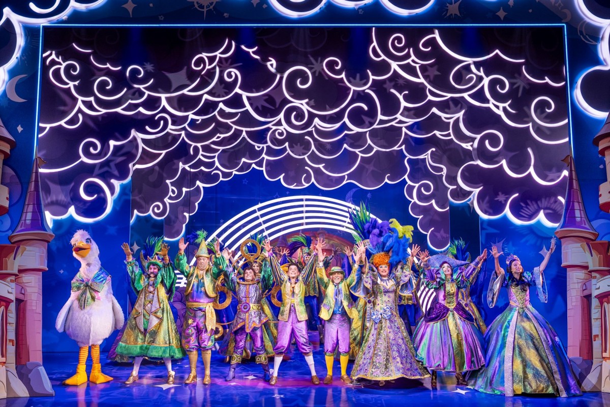 Aladdin at Newcastle Theatre Royal / Photo by Paul Coltas